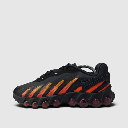 Nike Air Max Dn8 Laser Orange, buty sportowe męskie w bardzo dobrym stanie rozmiar 43, boczny profil, lewa strona
