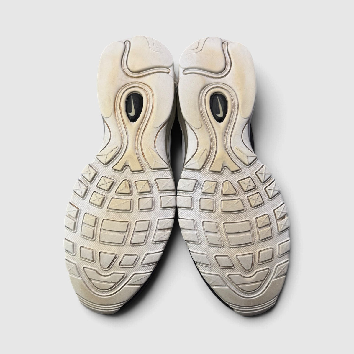 Nike Air Max 97, buty sportowe męskie w bardzo dobrym stanie rozmiar 42, podeszwa