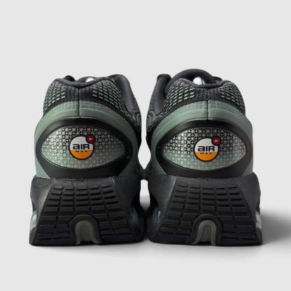 Nike Air Max DN, buty sportowe damskie w bardzo dobrym stanie rozmiar 39, widok z tyłu