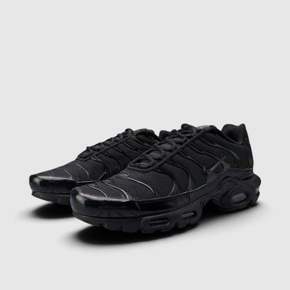 Nike Air Max Plus Triple Black, buty sportowe męskie w bardzo dobrym stanie rozmiar 45.5, para butów