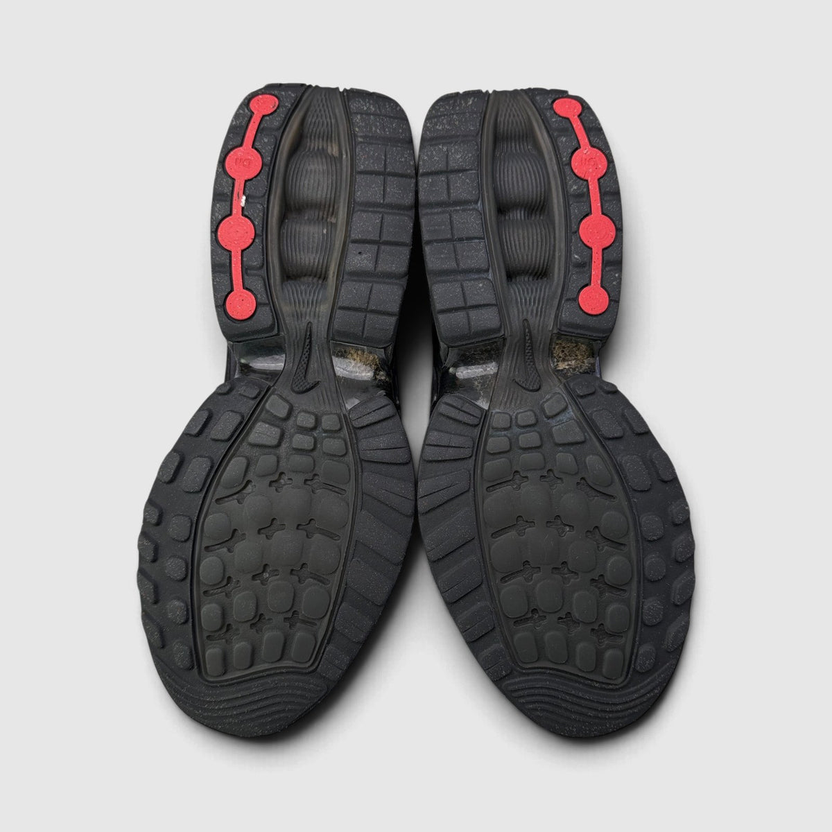 Nike Air Max DN Black Metallic Grey, buty sportowe męskie w dobrym stanie rozmiar 44, podeszwa