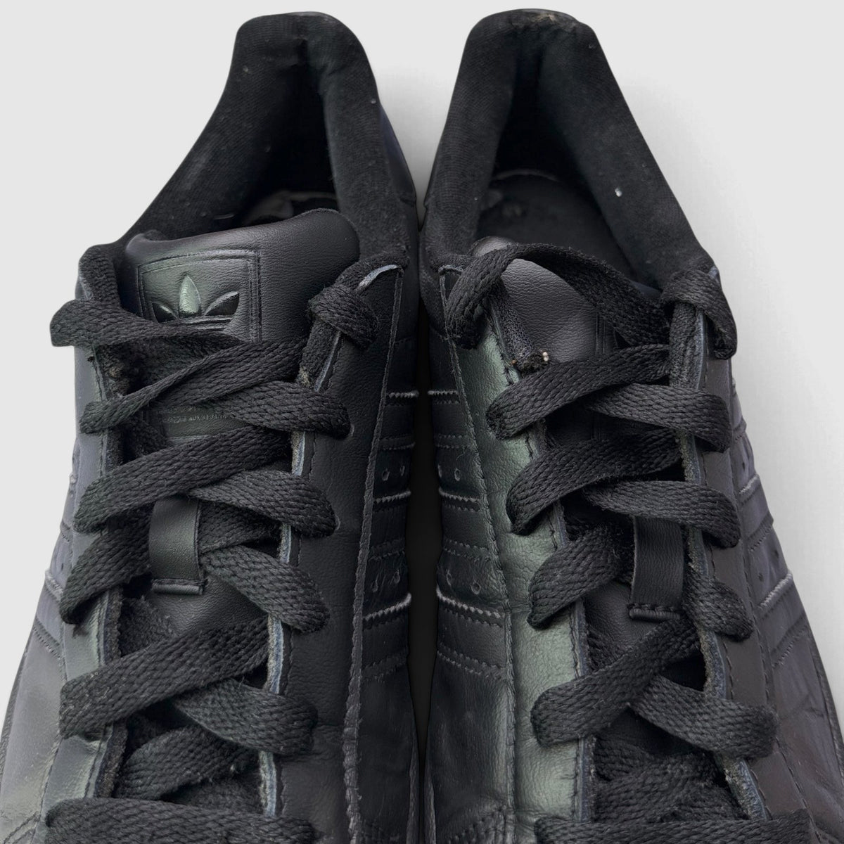 Adidas Superstar II J, buty sportowe damskie w bardzo dobrym stanie rozmiar 38 2/3, widok z góry