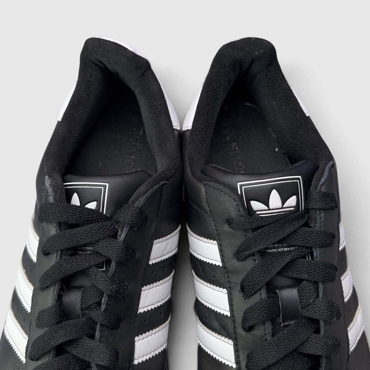 Adidas Superstar II Black White, buty sportowe męskie w bardzo dobrym stanie rozmiar 44 2/3, widok z góry