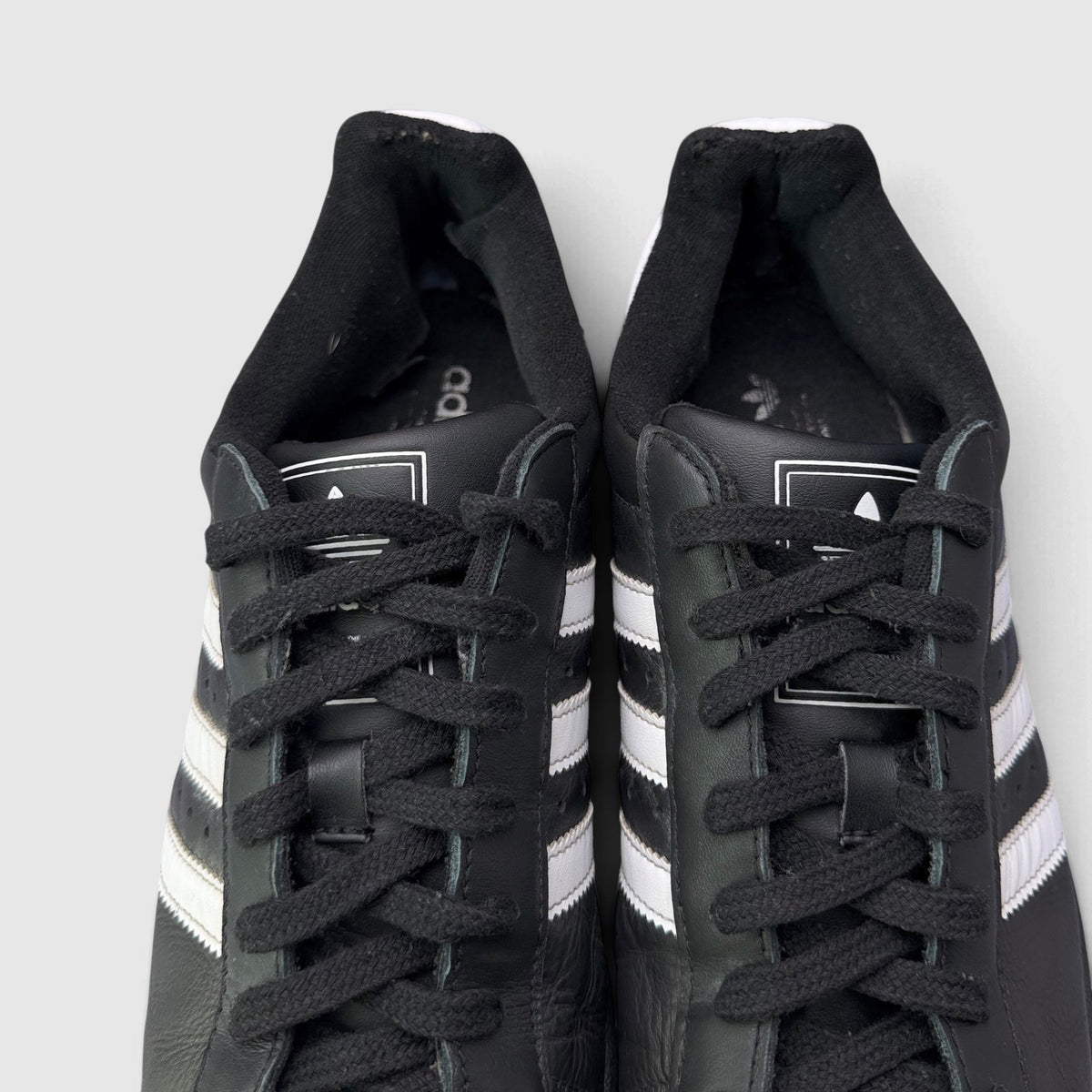 Adidas Superstar II Black White, buty sportowe męskie w bardzo dobrym stanie rozmiar 42 2/3, widok z góry