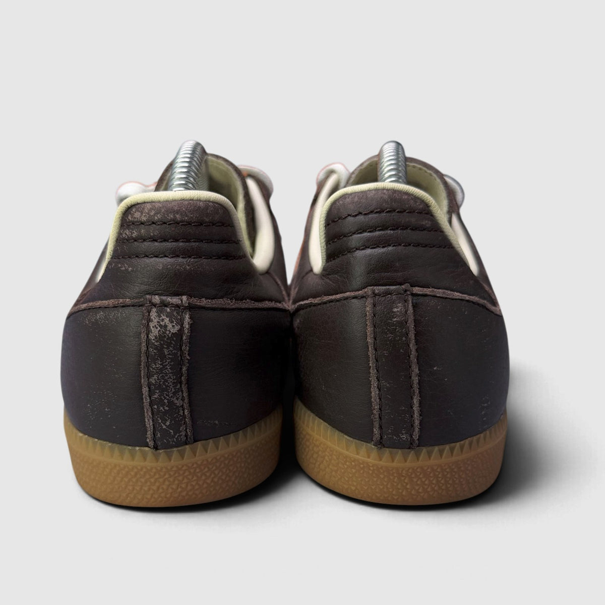 Adidas Samba Dark Brown, buty sportowe męskie w bardzo dobrym stanie rozmiar 42, widok z tyłu