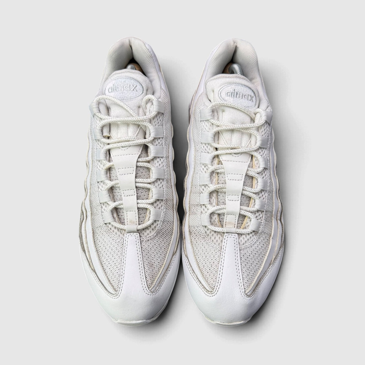 Nike Air Max 95 Triple White, buty sportowe męskie w bardzo dobrym stanie rozmiar 44, widok z góry