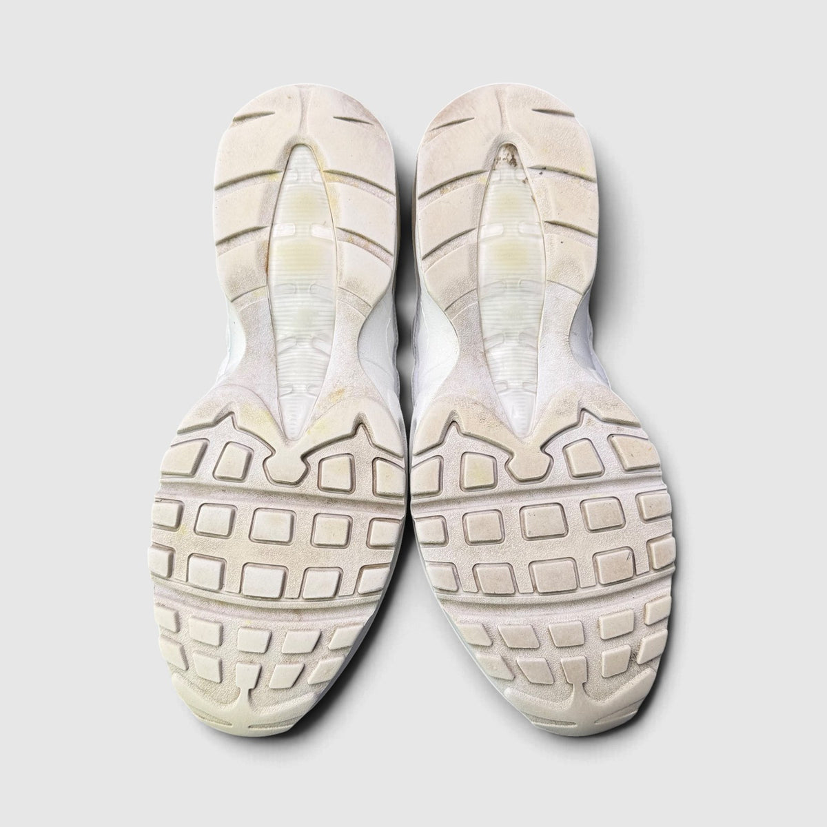 Nike Air Max 95 Triple White, buty sportowe męskie w bardzo dobrym stanie rozmiar 44, podeszwa