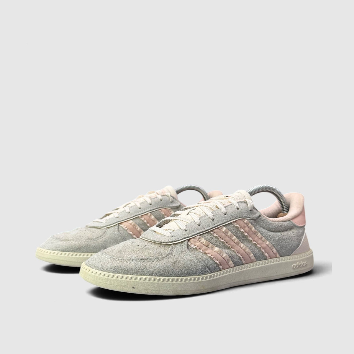 Adidas Breaknet Sleek, buty sportowe damskie w bardzo dobrym stanie rozmiar 42, para butów