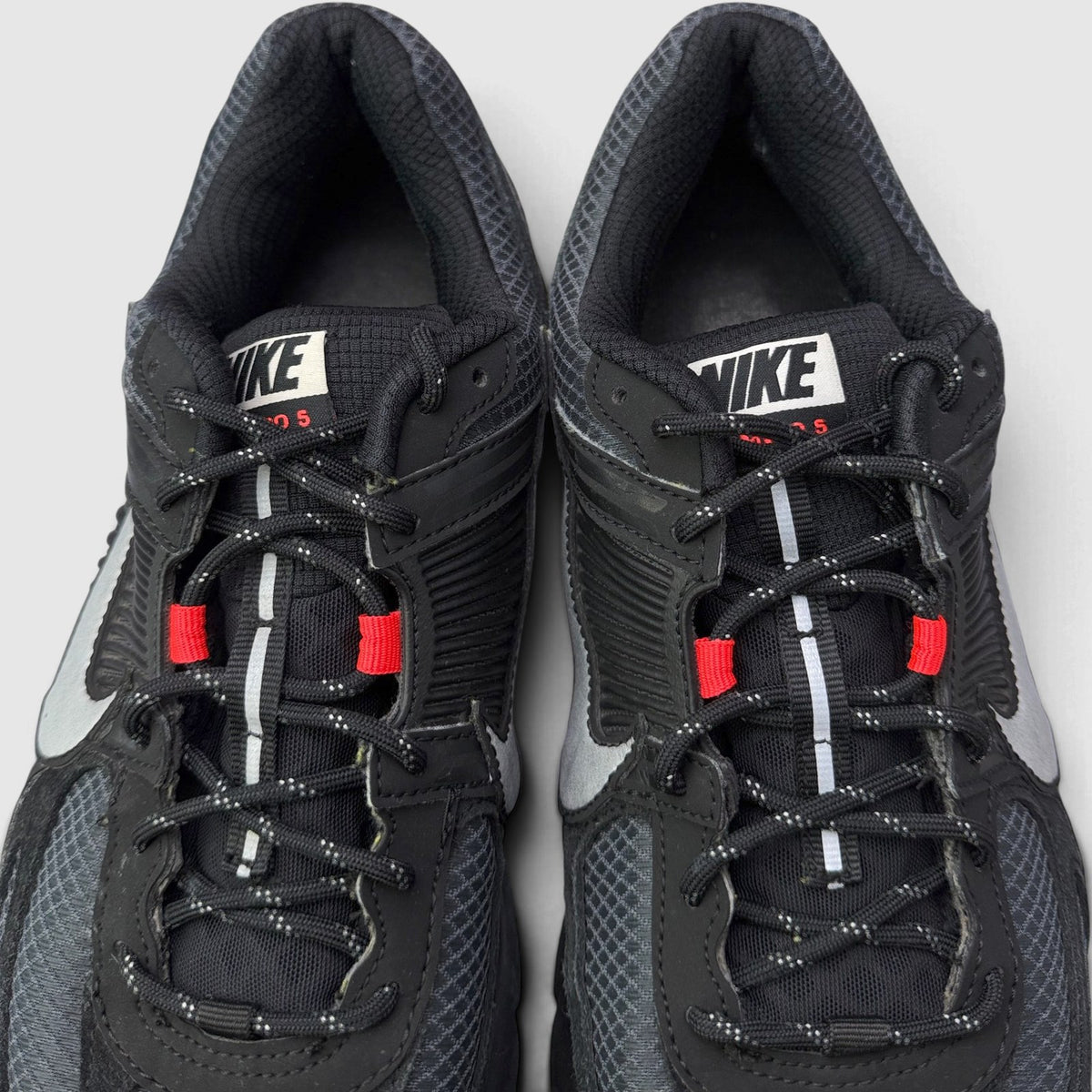 Nike Zoom Vomero 5 Bred, buty sportowe męskie w bardzo dobrym stanie rozmiar 44, widok z góry