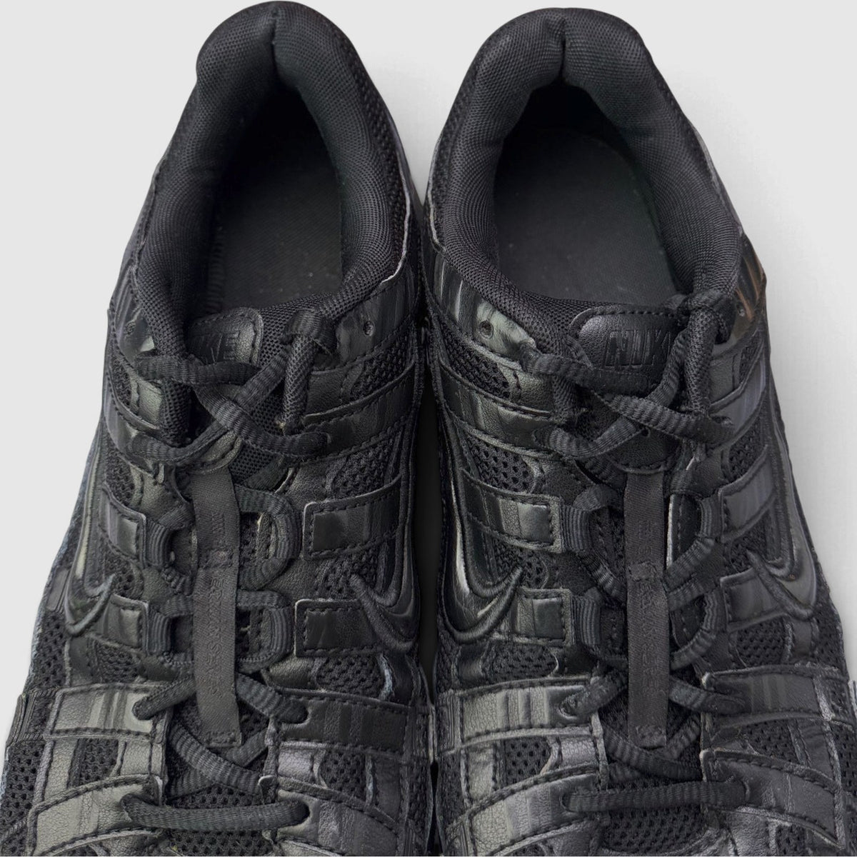 Nike P-6000 Black, buty sportowe męskie w bardzo dobrym stanie rozmiar 44, widok z góry