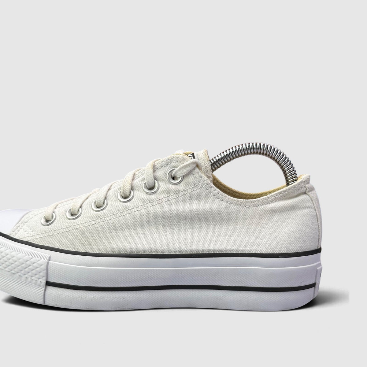 Converse Chuck Taylor All Star Lift, buty sportowe damskie w bardzo dobrym stanie rozmiar 37.5, boczny profil, prawa strona