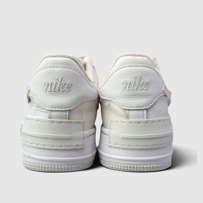 Nike Air Force 1 Low Shadow Triple White, buty sportowe męskie w bardzo dobrym stanie rozmiar 42, widok z tyłu
