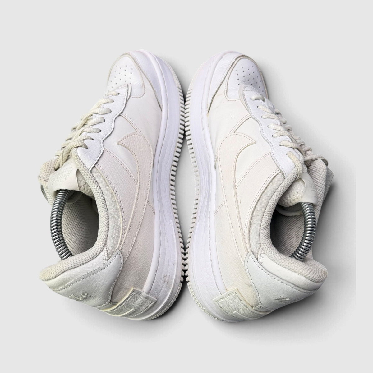Nike Air Force 1 Low Shadow Triple White, buty sportowe męskie w bardzo dobrym stanie rozmiar 42, widok z góry