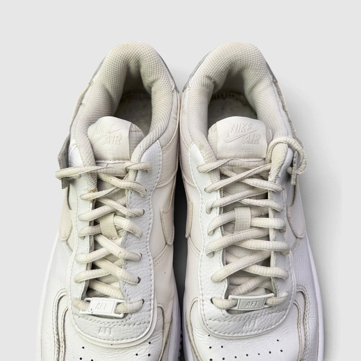 Nike Air Force 1 Low Shadow Triple White, buty sportowe męskie w bardzo dobrym stanie rozmiar 42, widok z góry