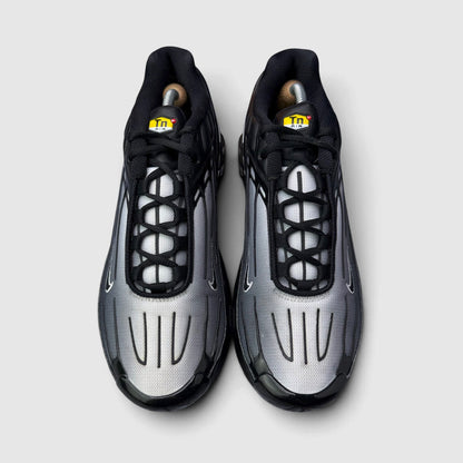 Nike Air Max Plus 3 Black White, buty sportowe męskie w bardzo dobrym stanie rozmiar 44, widok z góry