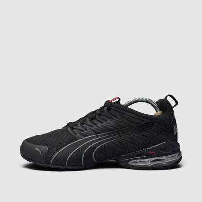 Puma Voltaic Evo Black, buty sportowe męskie w bardzo dobrym stanie rozmiar 42, boczny profil, lewa strona