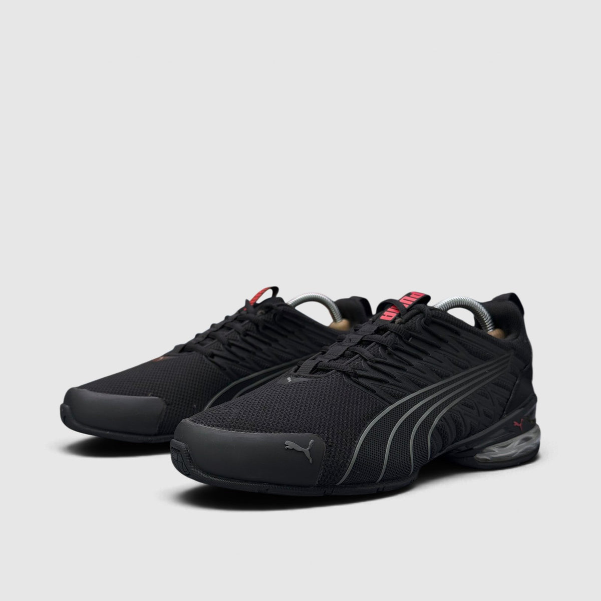 Puma Voltaic Evo Black, buty sportowe męskie w bardzo dobrym stanie rozmiar 42, para butów
