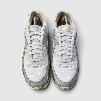Nike Air Max 90 Photon Dust, buty sportowe męskie w bardzo dobrym stanie rozmiar 44.5, widok z przodu