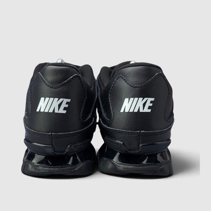 Nike Reax 8 TR Black White, buty sportowe męskie w bardzo dobrym stanie rozmiar 43, widok z tyłu