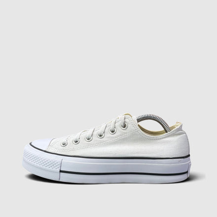 Converse Chuck Taylor All Star Lift, buty sportowe damskie w bardzo dobrym stanie rozmiar 39, boczny profil, lewa strona