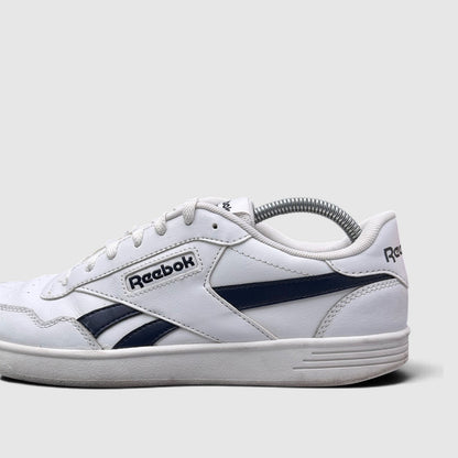 Reebok Court Advance, buty sportowe męskie w bardzo dobrym stanie rozmiar 41, boczny profil, lewa strona