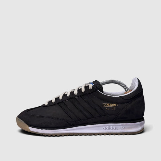 Adidas SL 72, buty sportowe męskie w bardzo dobrym stanie rozmiar 44 2/3, boczny profil, lewa strona