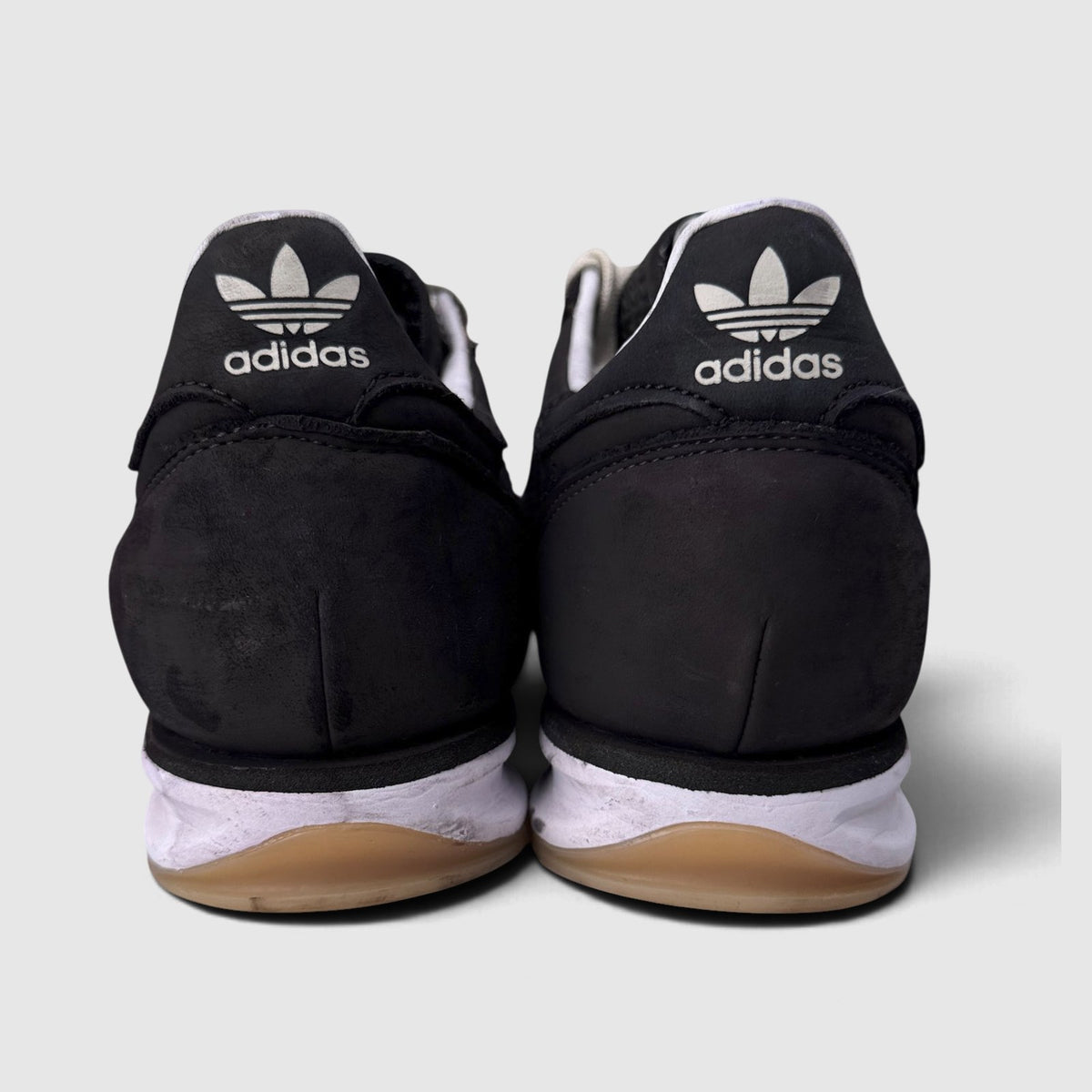 Adidas SL 72, buty sportowe męskie w bardzo dobrym stanie rozmiar 44 2/3, widok z tyłu