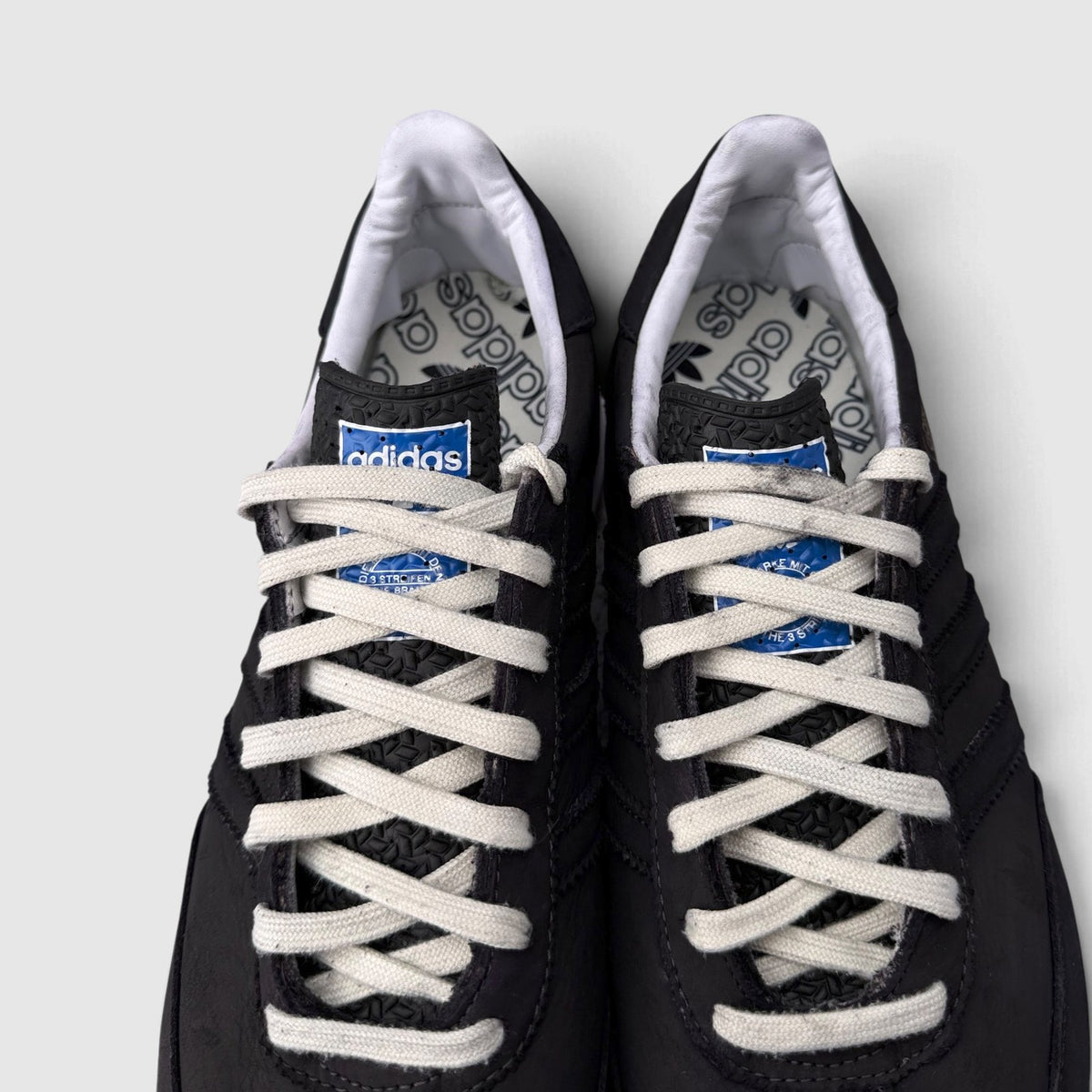 Adidas SL 72, buty sportowe męskie w bardzo dobrym stanie rozmiar 44 2/3, widok z góry