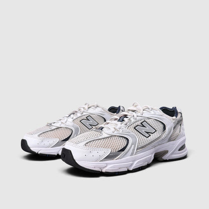 New Balance 530, buty sportowe damskie w bardzo dobrym stanie rozmiar 39.5, para butów