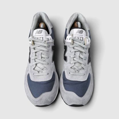New Balance 574, buty sportowe męskie w bardzo dobrym stanie rozmiar 44.5, widok z przodu