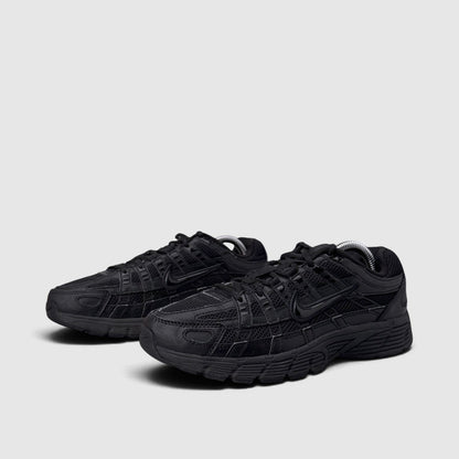 Nike P-6000 Black, buty sportowe damskie w bardzo dobrym stanie rozmiar 38.5, para butów