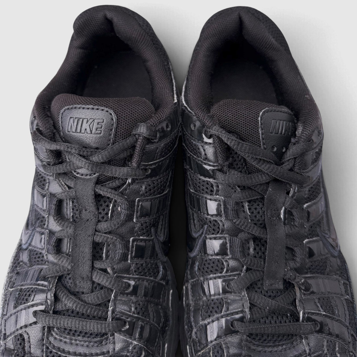 Nike P-6000 Black, buty sportowe damskie w bardzo dobrym stanie rozmiar 38.5, detal