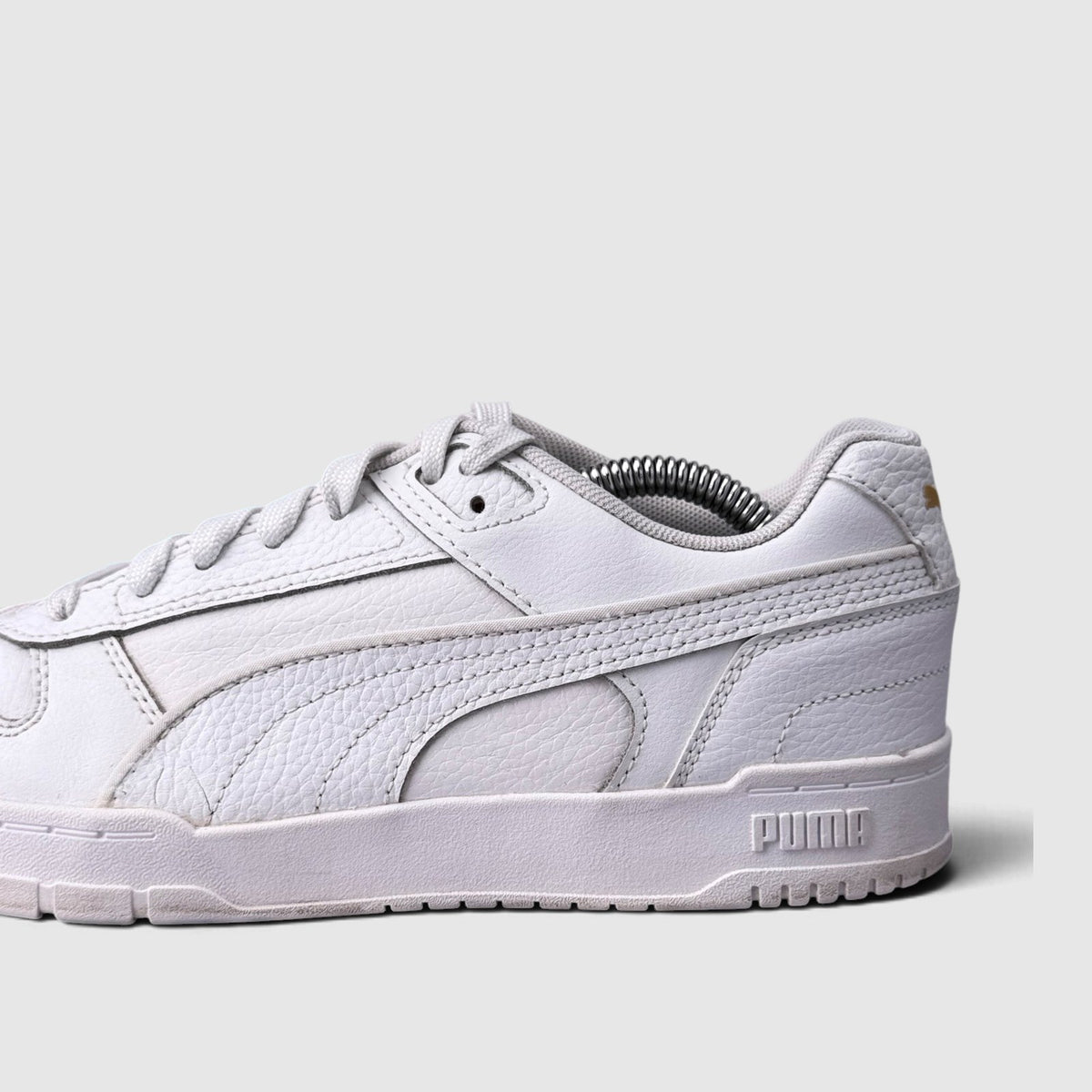 Puma RBD Game Low, buty sportowe damskie w bardzo dobrym stanie rozmiar 39, boczny profil, lewa strona