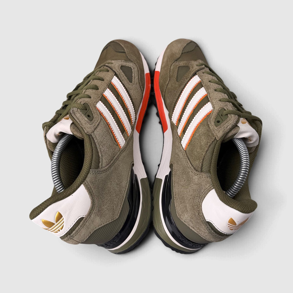 Adidas ZX 750, buty sportowe męskie w bardzo dobrym stanie rozmiar 43 1/3, widok z góry