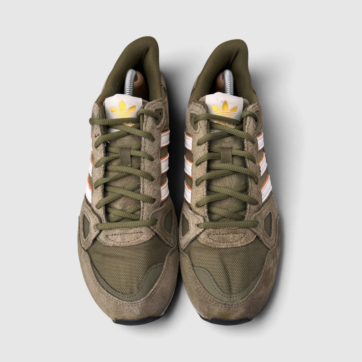 Adidas ZX 750, buty sportowe męskie w bardzo dobrym stanie rozmiar 43 1/3, widok z przodu