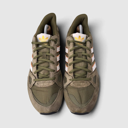 Adidas ZX 750, buty sportowe męskie w bardzo dobrym stanie rozmiar 43 1/3, widok z przodu