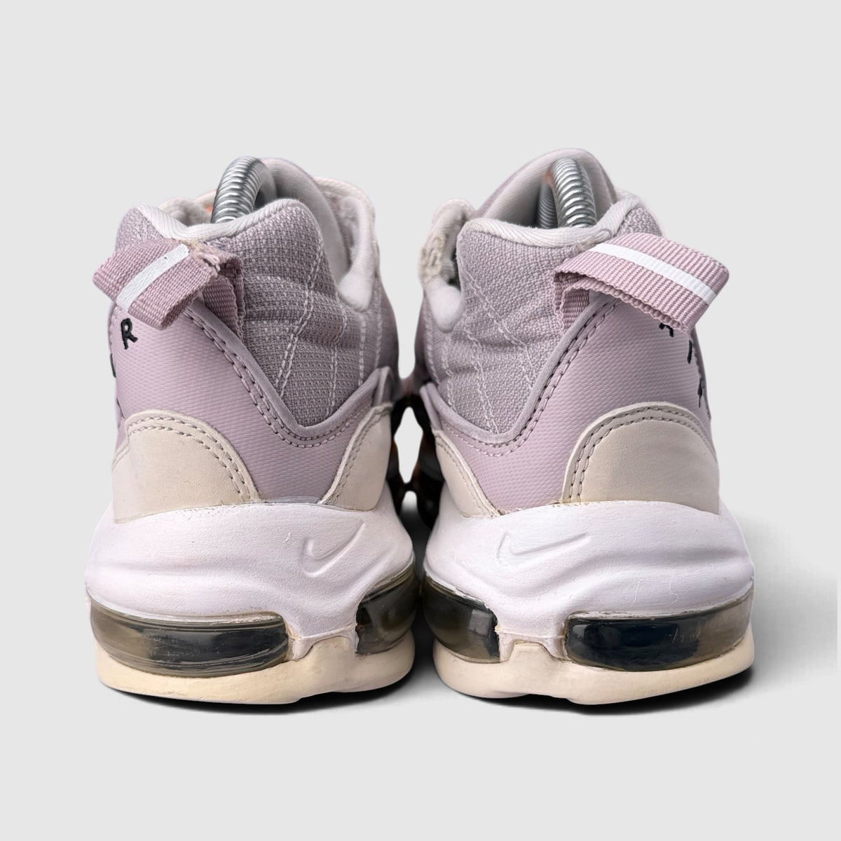 Nike Air Max 98, buty sportowe męskie w bardzo dobrym stanie rozmiar 41, widok z tyłu