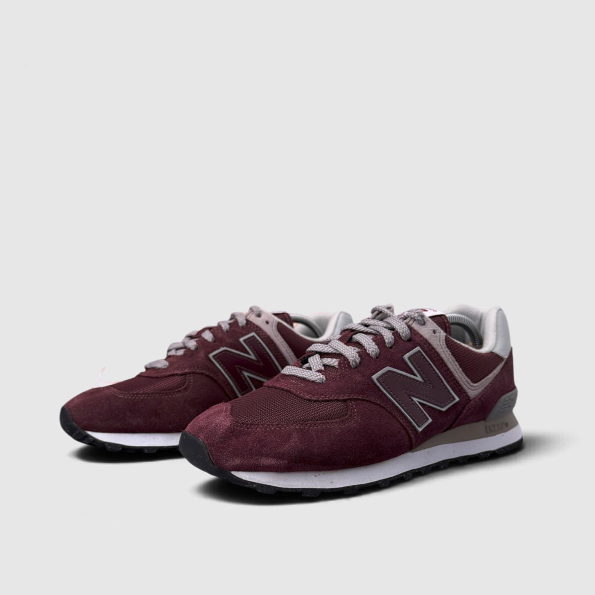 New Balance 574, buty sportowe męskie w bardzo dobrym stanie rozmiar 44.5, para butów