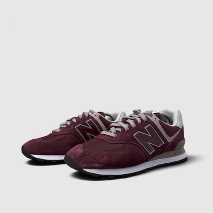 New Balance 574, buty sportowe męskie w bardzo dobrym stanie rozmiar 44.5, para butów