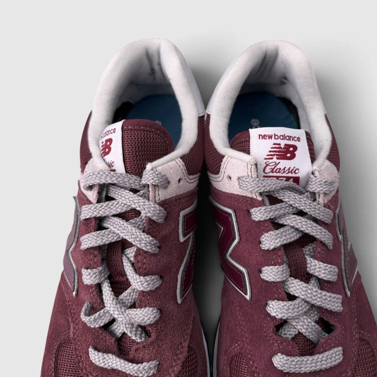 New Balance 574, buty sportowe męskie w bardzo dobrym stanie rozmiar 44.5, język buta