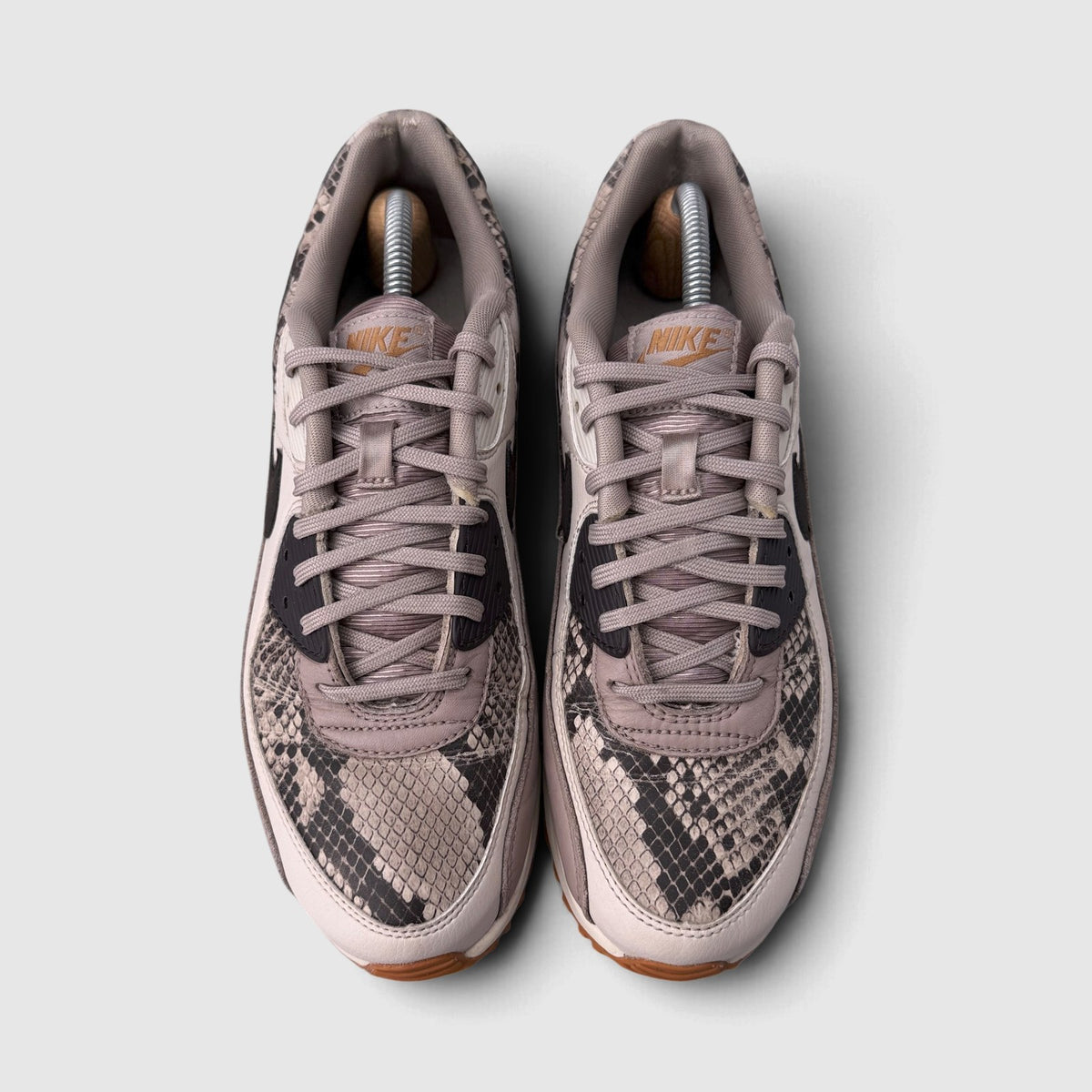 Nike Air Max 90 SE Tan Snakeskin, buty sportowe męskie w bardzo dobrym stanie rozmiar 42.5, widok z góry