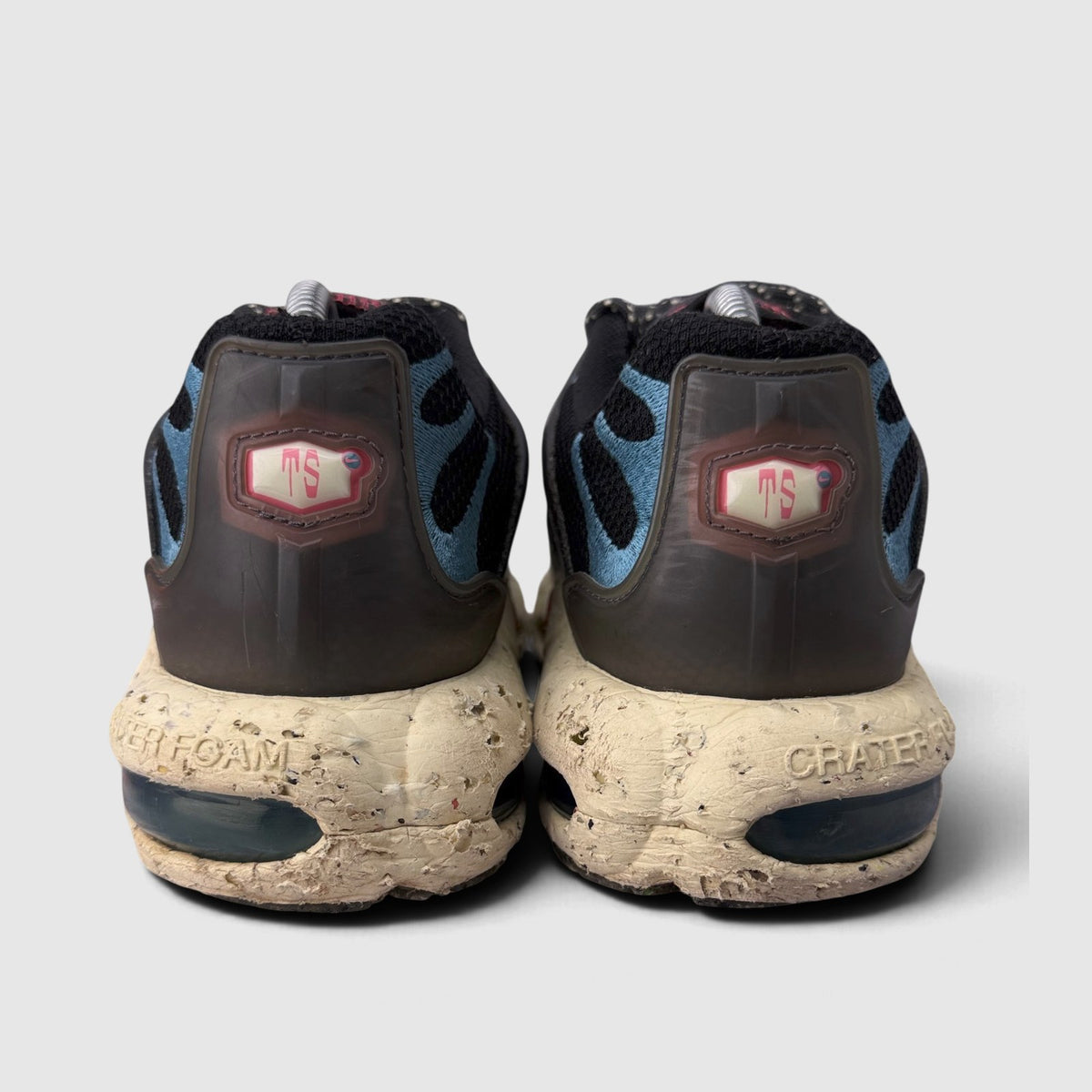 Nike Air Max Terrascape Plus, buty sportowe męskie w bardzo dobrym stanie rozmiar 43, widok z tyłu