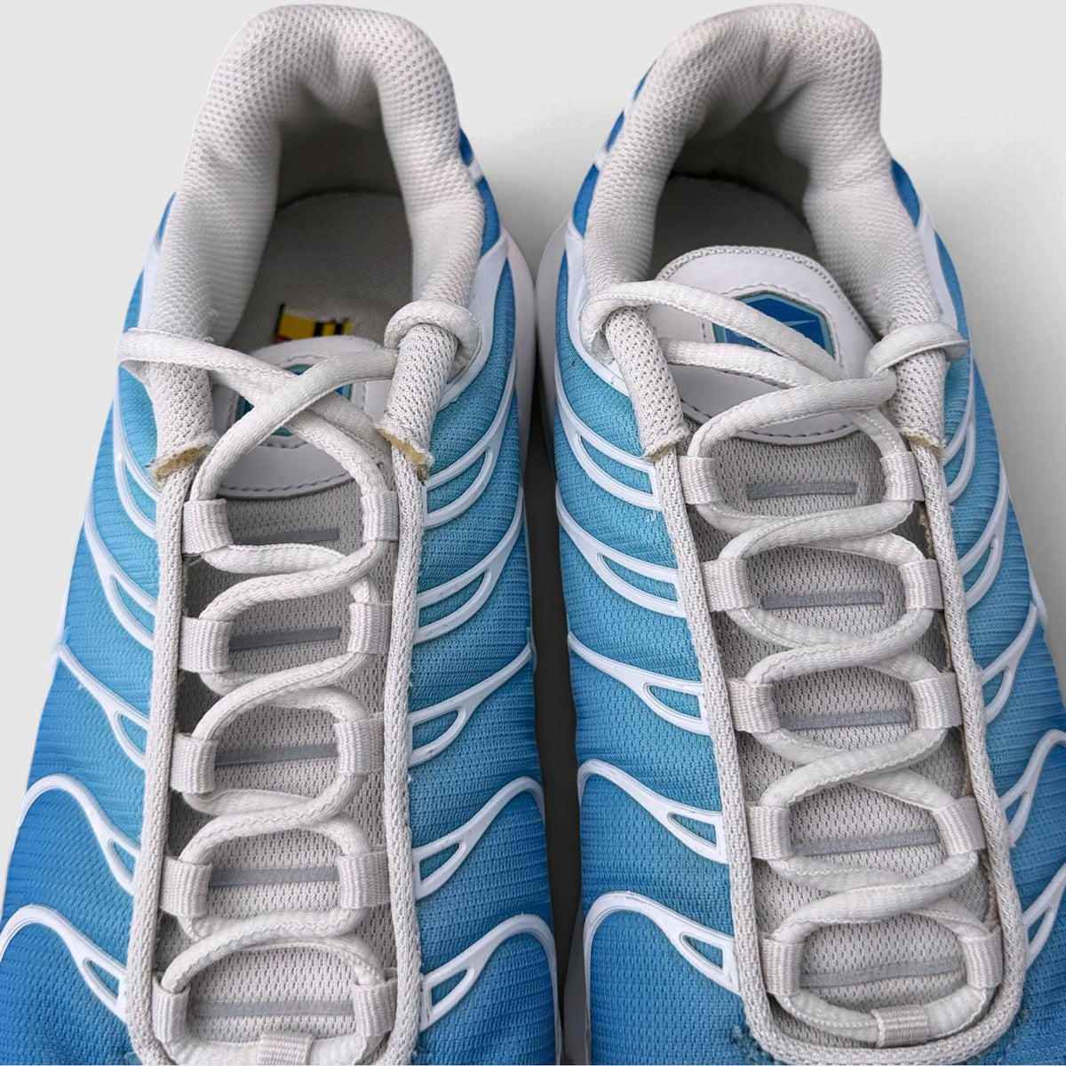 Nike Air Max Plus, buty sportowe męskie w bardzo dobrym stanie rozmiar 42.5, widok z góry