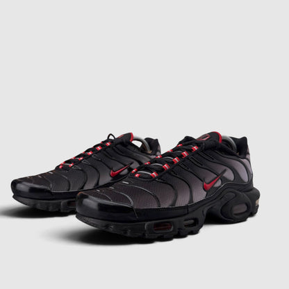 Nike Air Max Plus Black Gradient, buty sportowe męskie w bardzo dobrym stanie rozmiar 43, para butów