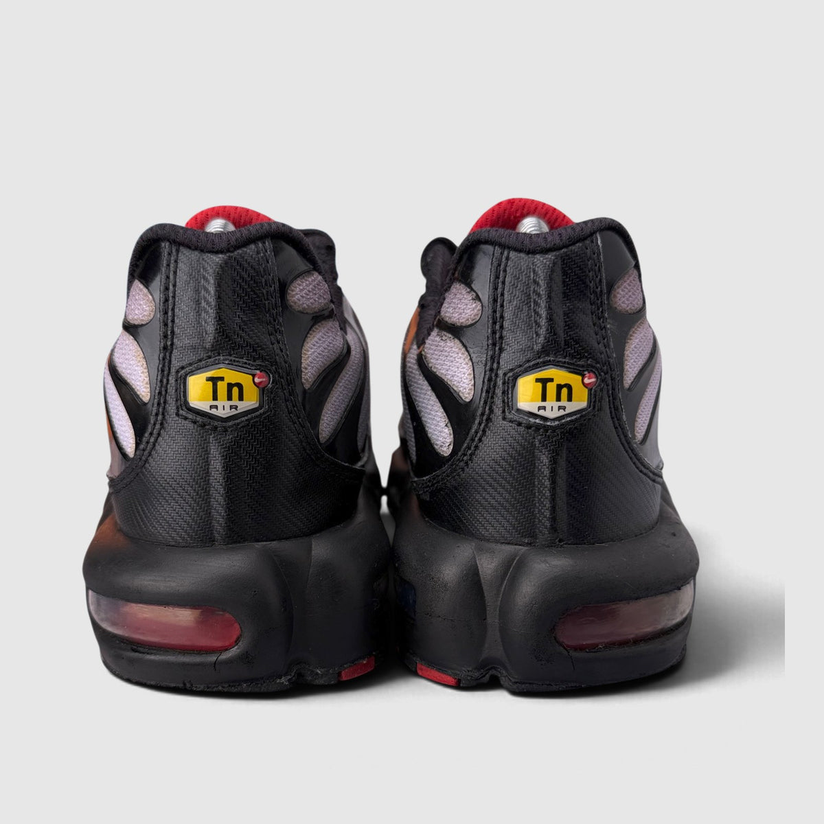 Nike Air Max Plus Black Gradient, buty sportowe męskie w bardzo dobrym stanie rozmiar 43, widok z tyłu