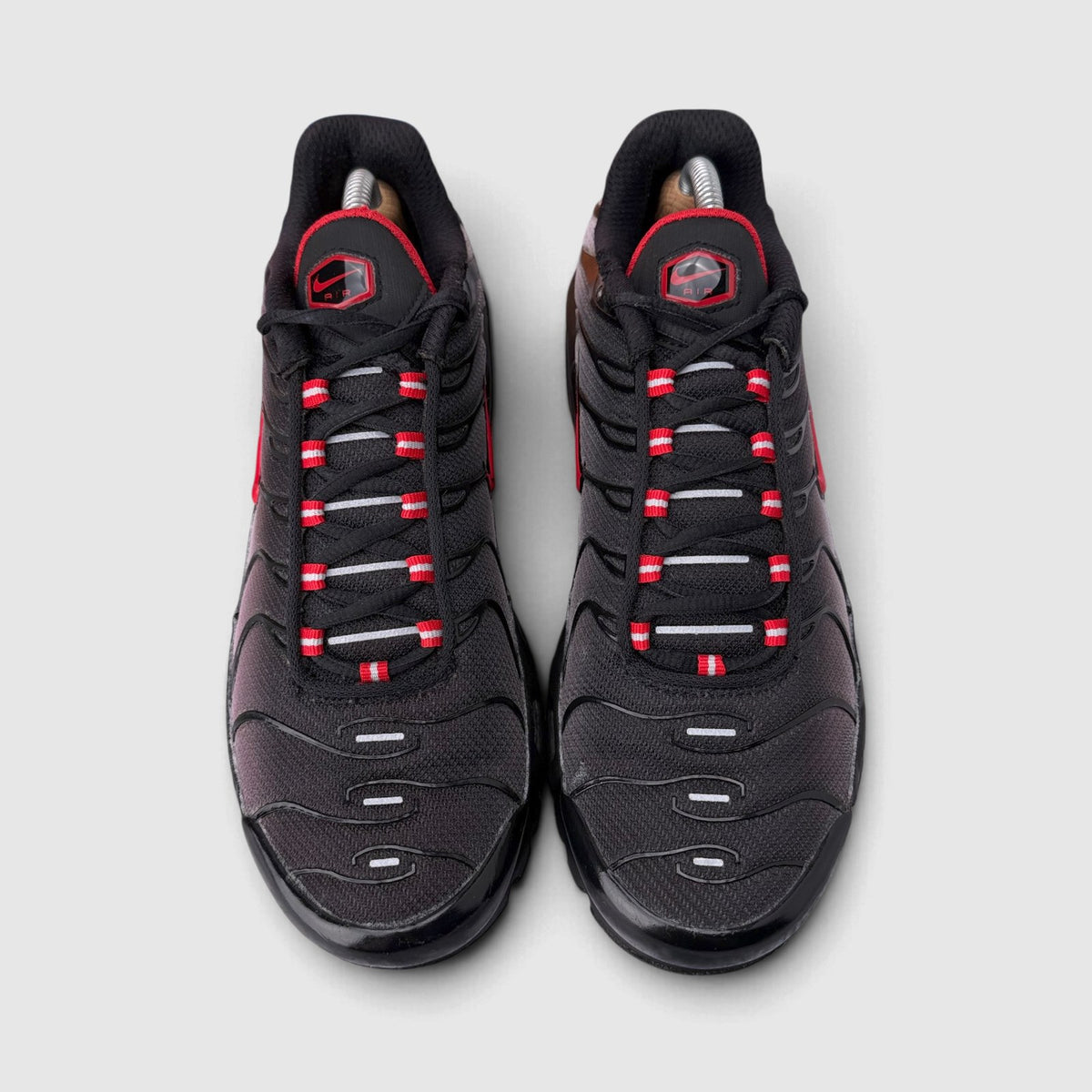 Nike Air Max Plus Black Gradient, buty sportowe męskie w bardzo dobrym stanie rozmiar 43, widok z przodu