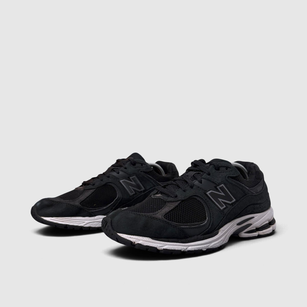 New Balance 2002R, buty sportowe męskie w bardzo dobrym stanie rozmiar 44, para butów