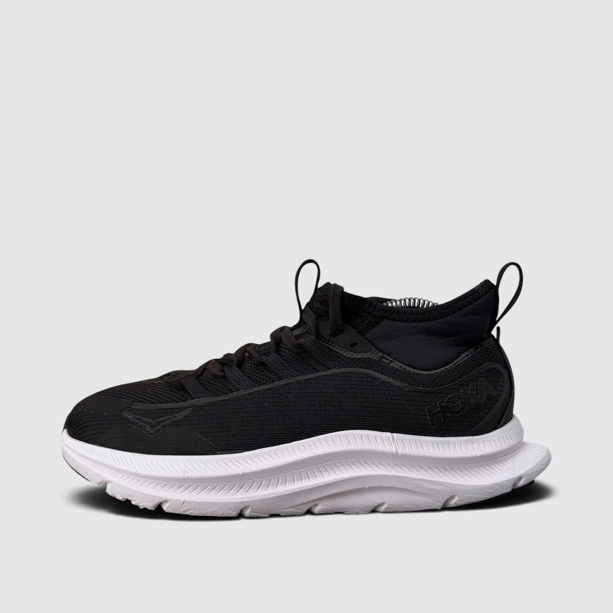 Hoka Kawana Mid, buty sportowe damskie w bardzo dobrym stanie rozmiar 37 1/3, boczny profil, lewa strona