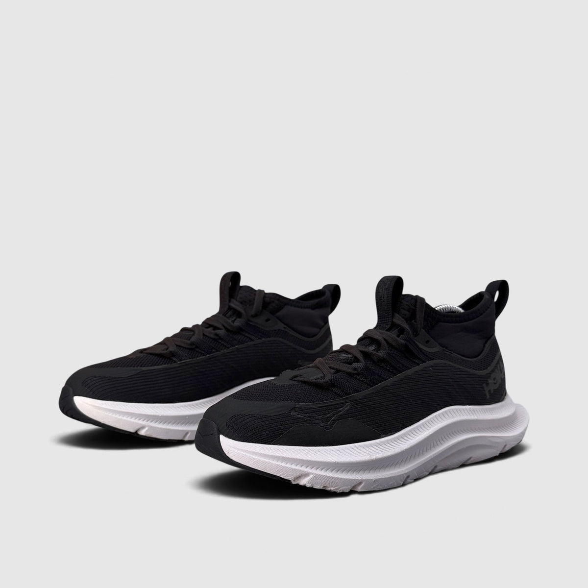 Hoka Kawana Mid, buty sportowe damskie w bardzo dobrym stanie rozmiar 37 1/3, para butów