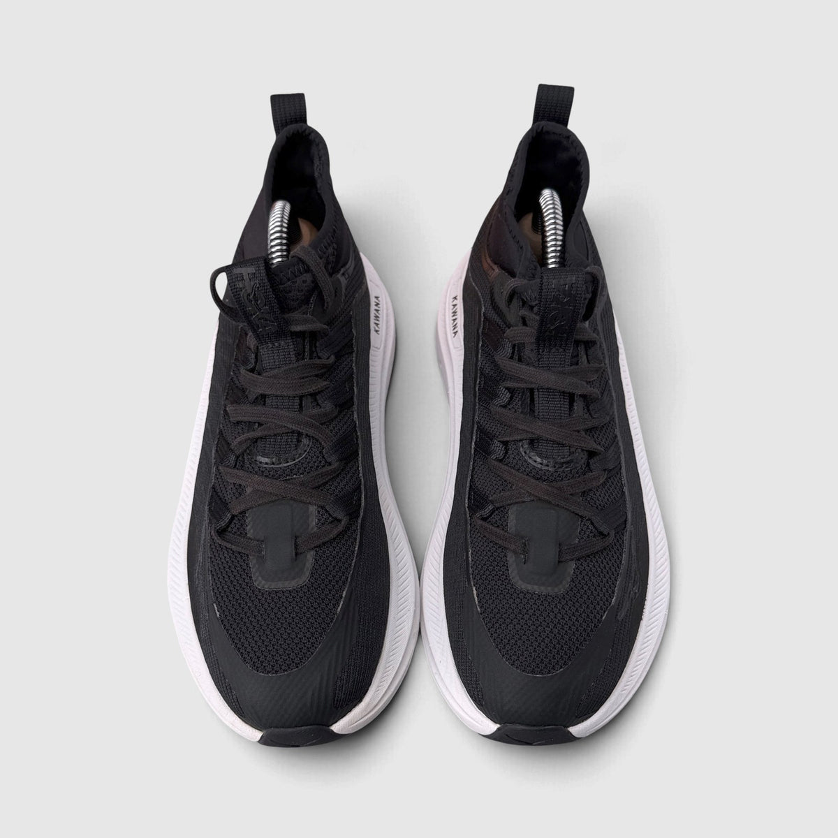Hoka Kawana Mid, buty sportowe damskie w bardzo dobrym stanie rozmiar 37 1/3, widok z przodu